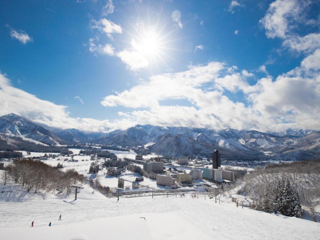 Sierra Resort Yuzawa Юдзава Екстер'єр фото