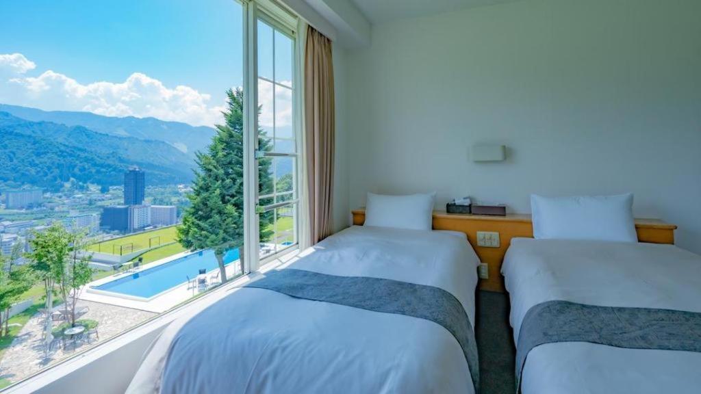 Sierra Resort Yuzawa Юдзава Екстер'єр фото