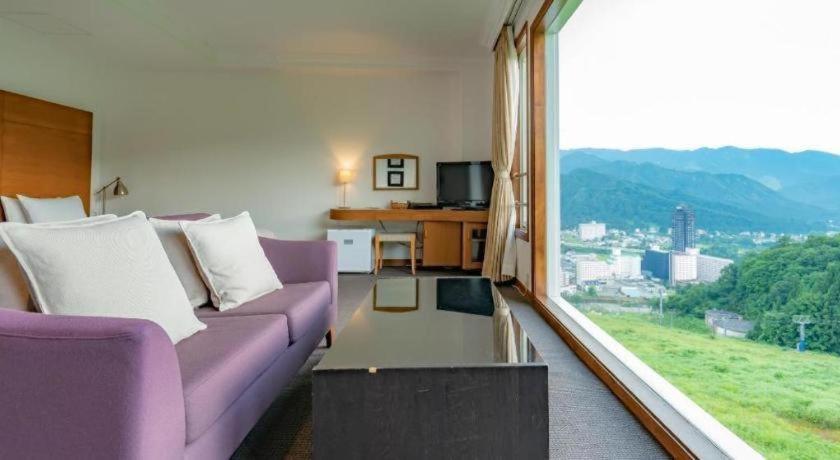 Sierra Resort Yuzawa Юдзава Екстер'єр фото